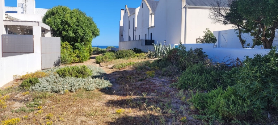 4 Bedroom Property for Sale in Golden Mile Western Cape